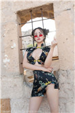白天摸摸哒晚上摸摸哒是什么歌