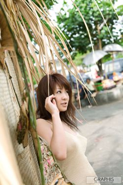 透明比基尼泳衣美女