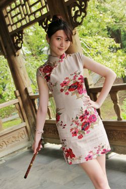 年轻的小婊3韩剧中文版…