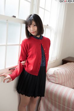 美女亲嘴